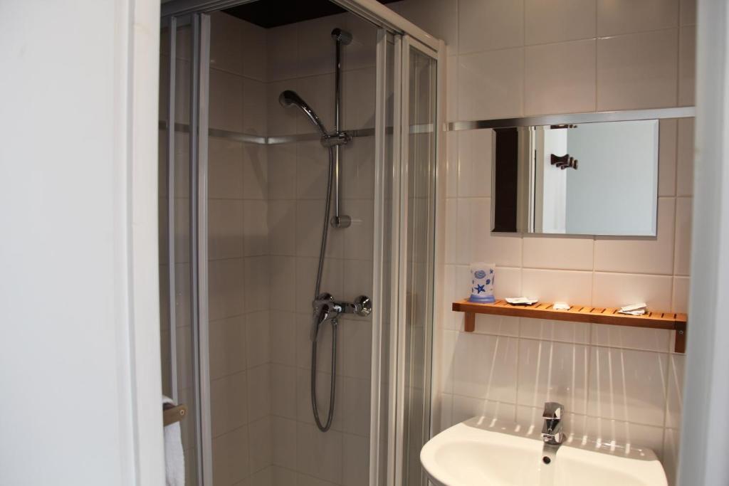 Le Myosotis Hotel Paris Bagian luar foto